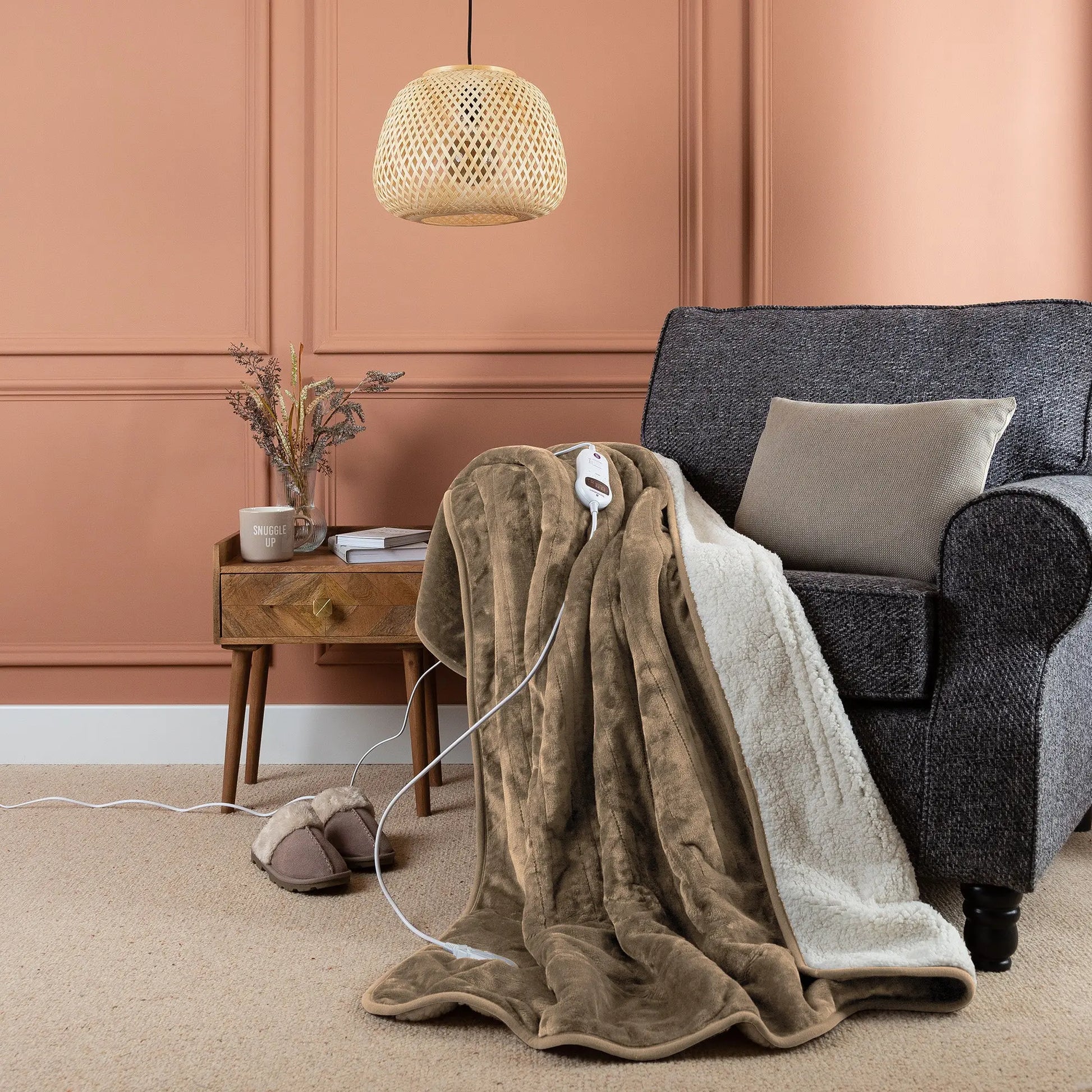 Cosy & Snug Sherpa Fleece Heated Throw - Slumberdown